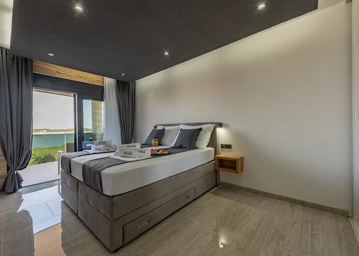 Seaside Luxury With A Swimming Pool Privlaka, Zadar - 23517 别墅 普利拉卡