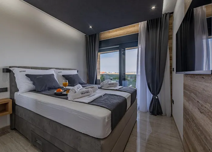 Seaside Luxury With A Swimming Pool Privlaka, Zadar - 23517 别墅 *