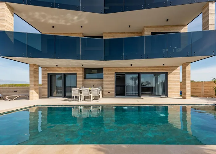Seaside Luxury With A Swimming Pool Privlaka, Zadar - 23517 别墅 普利拉卡