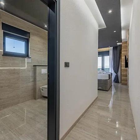 Villa Seaside Luxury With A Swimming Pool Privlaka, Zadar - 23517 Privlaka (Zadar)