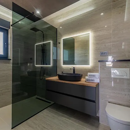 别墅 Seaside Luxury With A Swimming Pool Privlaka, Zadar - 23517