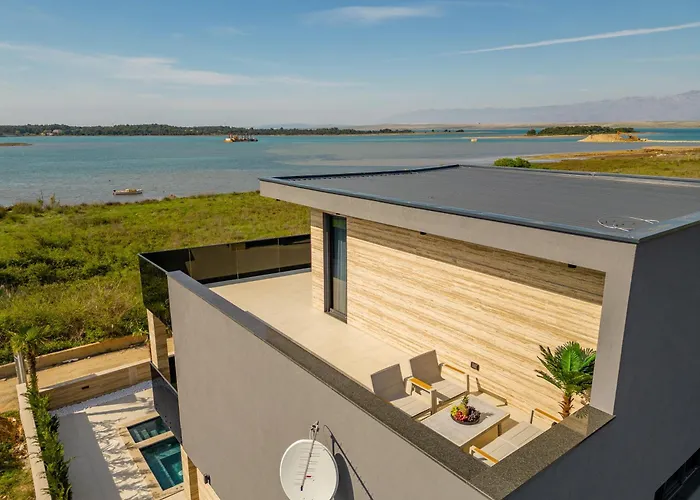 Villa Seaside Luxury With A Swimming Pool Privlaka, Zadar - 23517 *