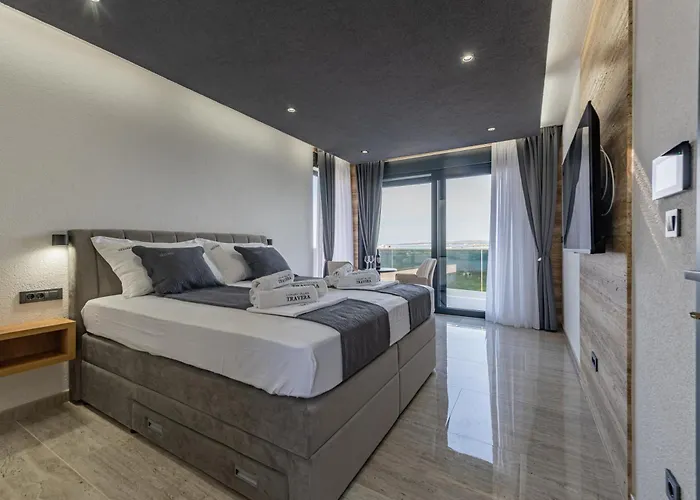 Villa Seaside Luxury With A Swimming Pool Privlaka, Zadar - 23517 *