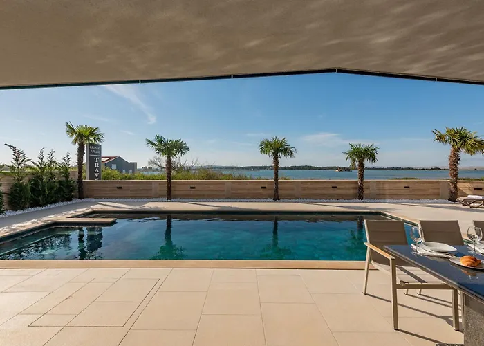 Seaside Luxury With A Swimming Pool Privlaka, Zadar - 23517 *