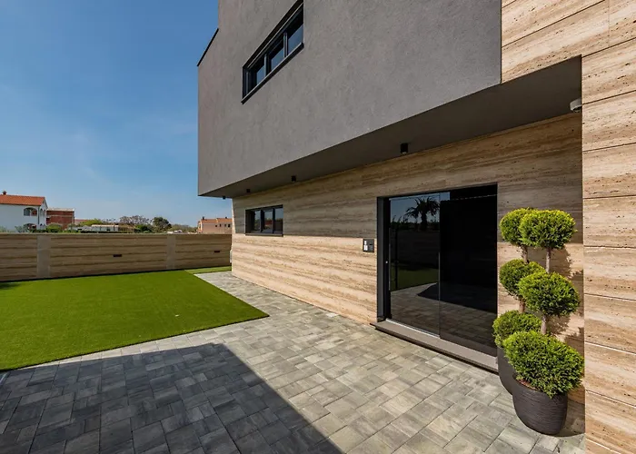 Seaside Luxury With A Swimming Pool Privlaka, Zadar - 23517