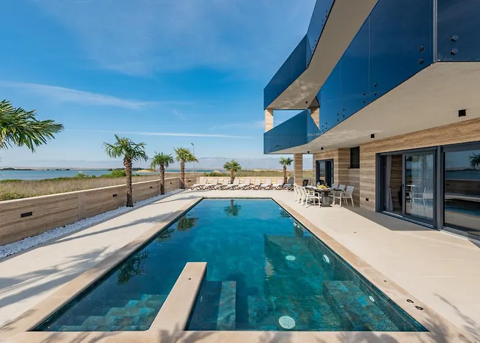 Seaside Luxury With A Swimming Pool Privlaka, Zadar - 23517 Villa *